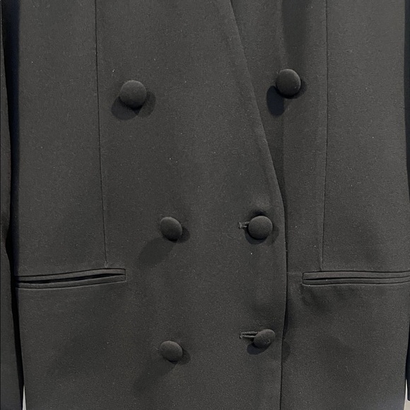 Saville Women's Elegant Black Blazer - Picture 3 of 6